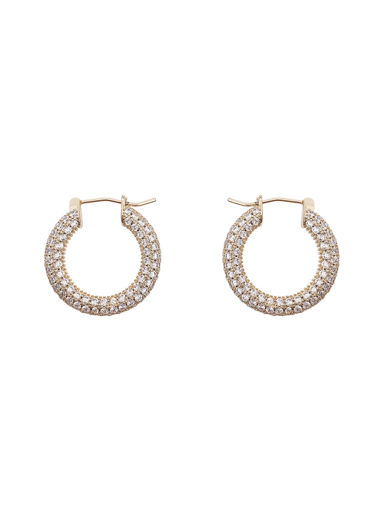 These gorgeous large pavé gold plated large hoops are perfect and light enough for everyday use or if you want to add an extra touch of glam to your every day look.    gold plated metal: copper  s925 backing  pavé encrusted hoop  lead and nickel free
